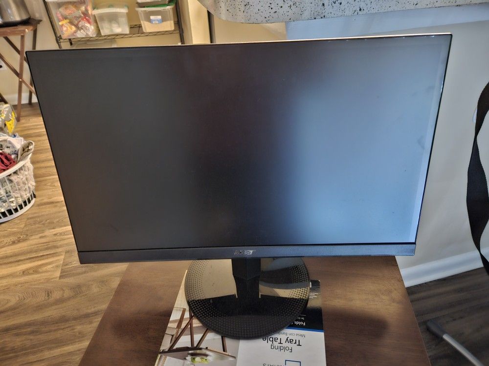 2 Monitors for sale