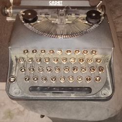 Antique  Vintage Typewriter