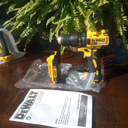 DeWalt 20v   New Brushless.  Drill Driver.  2 Speed.   W Battery.   2.0 AH. 