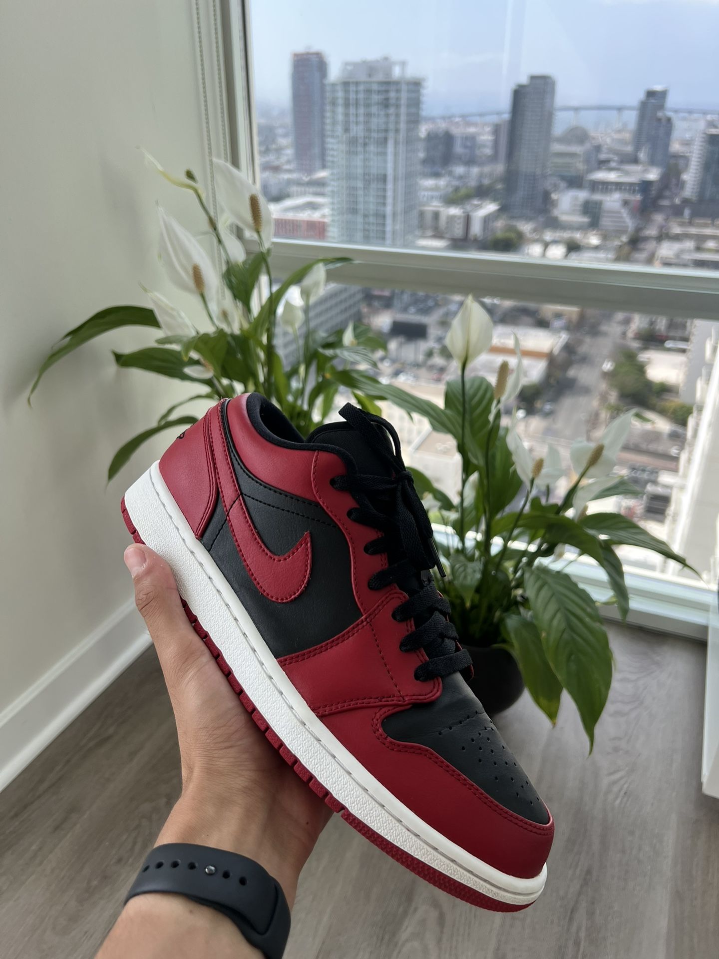 Jordan 1 Low Reverse Bred (10.5M)