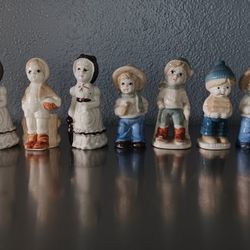 Lot Of Vintage Porcelain Figurines Ranging From 3.5in To 4in Tall.