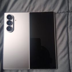 Unlocked Samsung Galaxy Z Fold 7 + Galaxy Buds 3 Pro