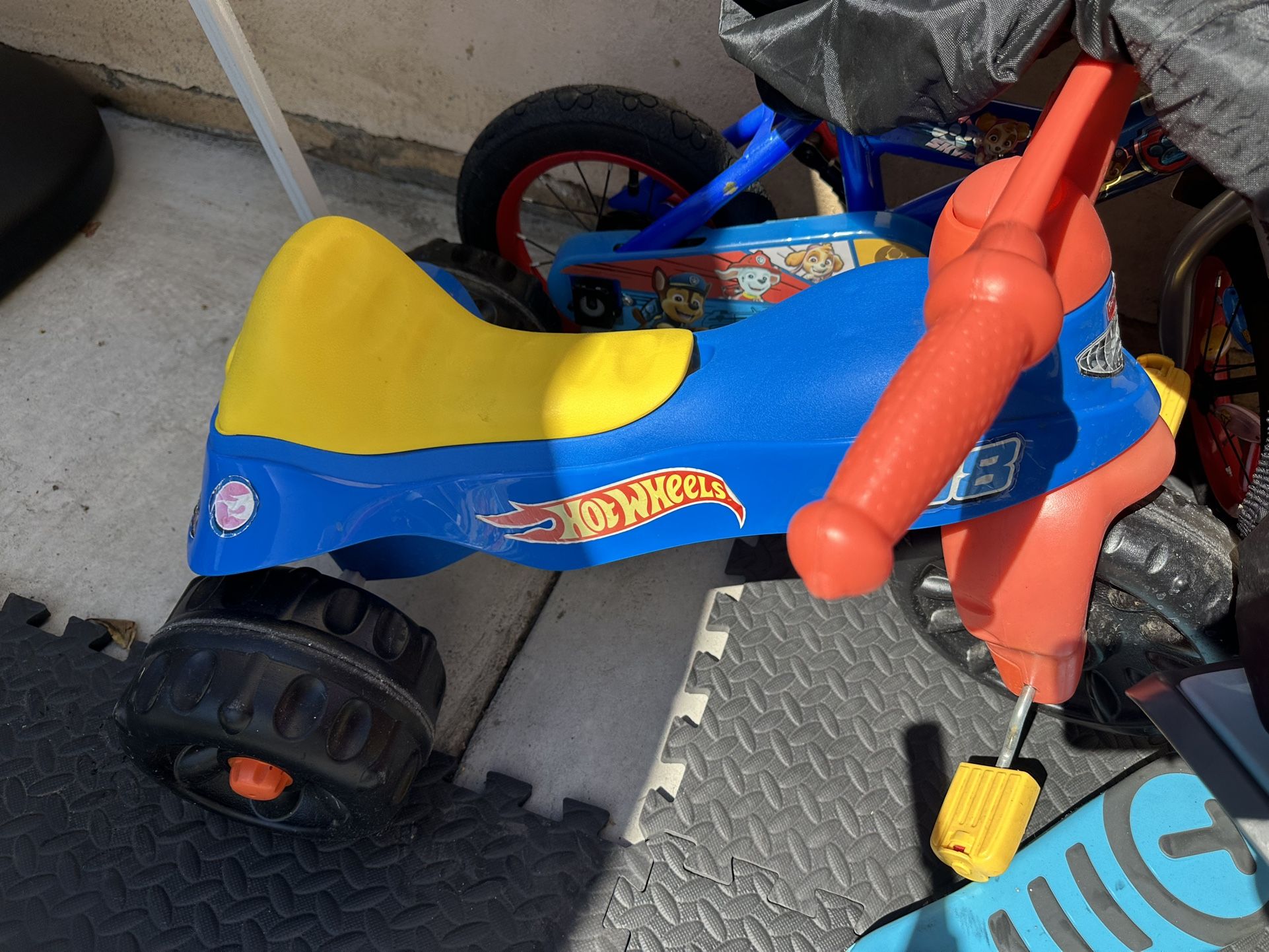 Hot Wheel Tricycle