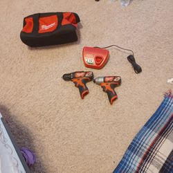 Milwauke Drill Ipact Driver Charger  And Bag