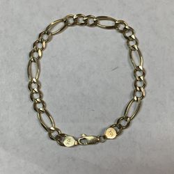 10K Yellow Gold Figaro Bracelet (8”) - 10 Grams 