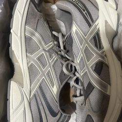 Asics Grey Gel 1130 Size 9