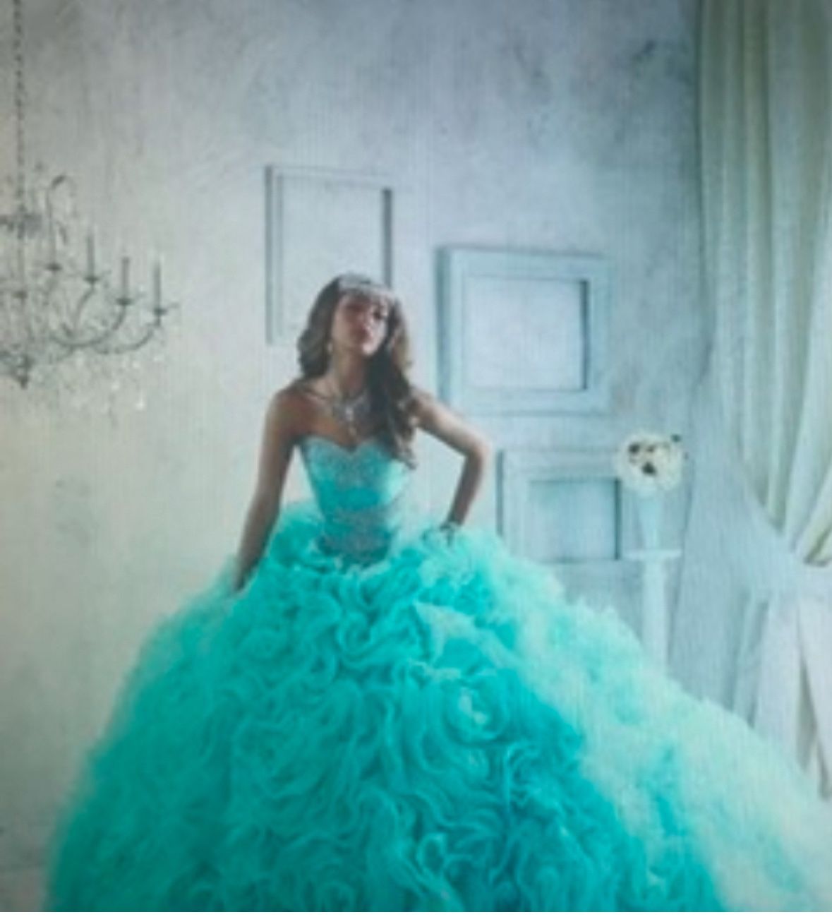Quinceanera Dress Beautiful Teal Color Size 8-10