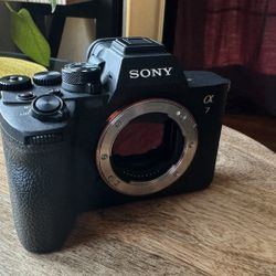 Sony A7IV