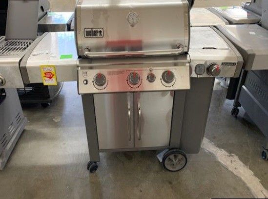 BRAND NEW Stainless Steel WEBER GENESIS II GAS GRILL DXD