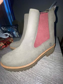 New women’s timberland boots/shoes 9.5