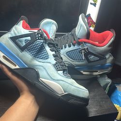 Travis scott jordan 4 size 11