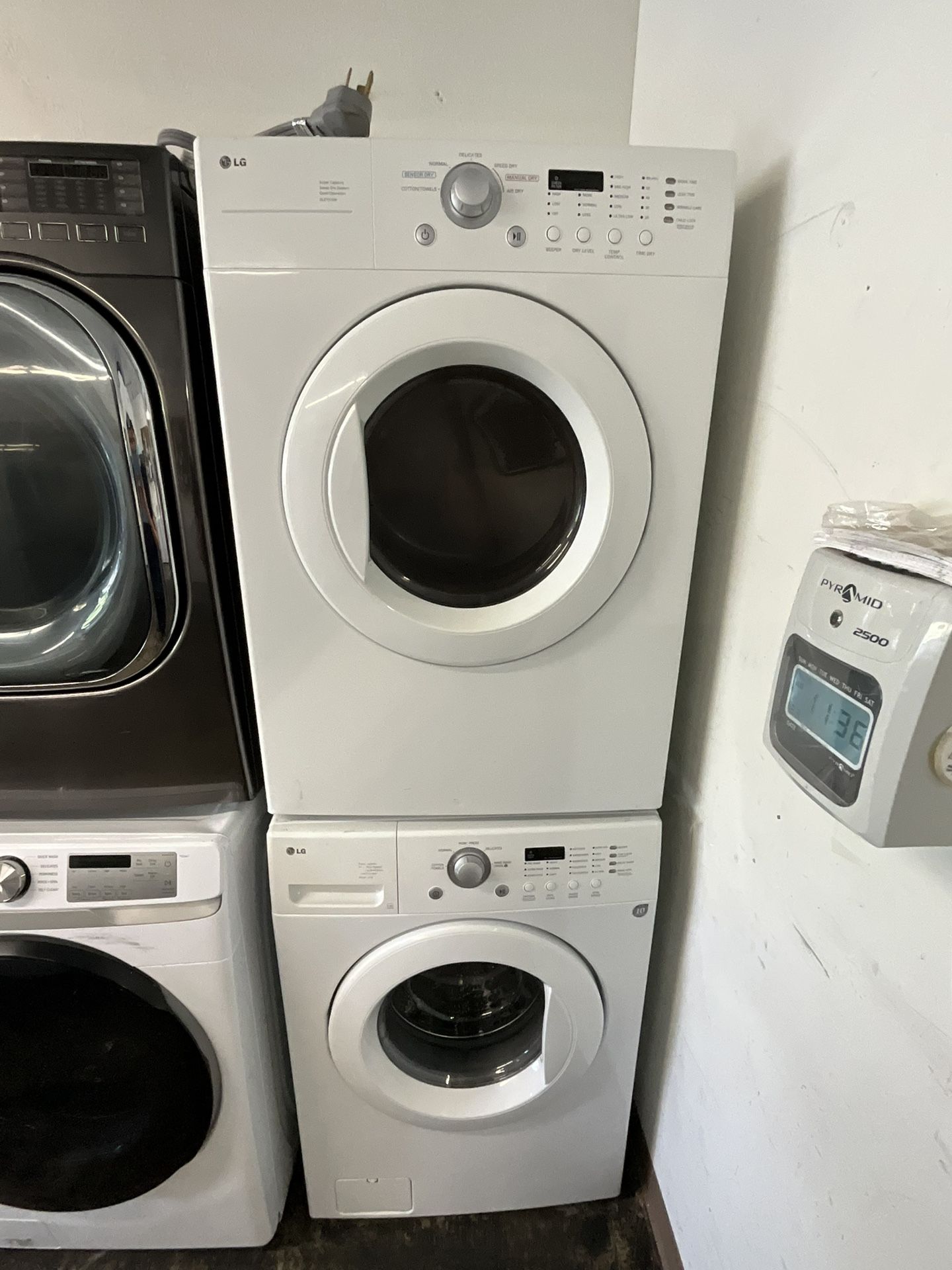 LG Washer And Dryer Set