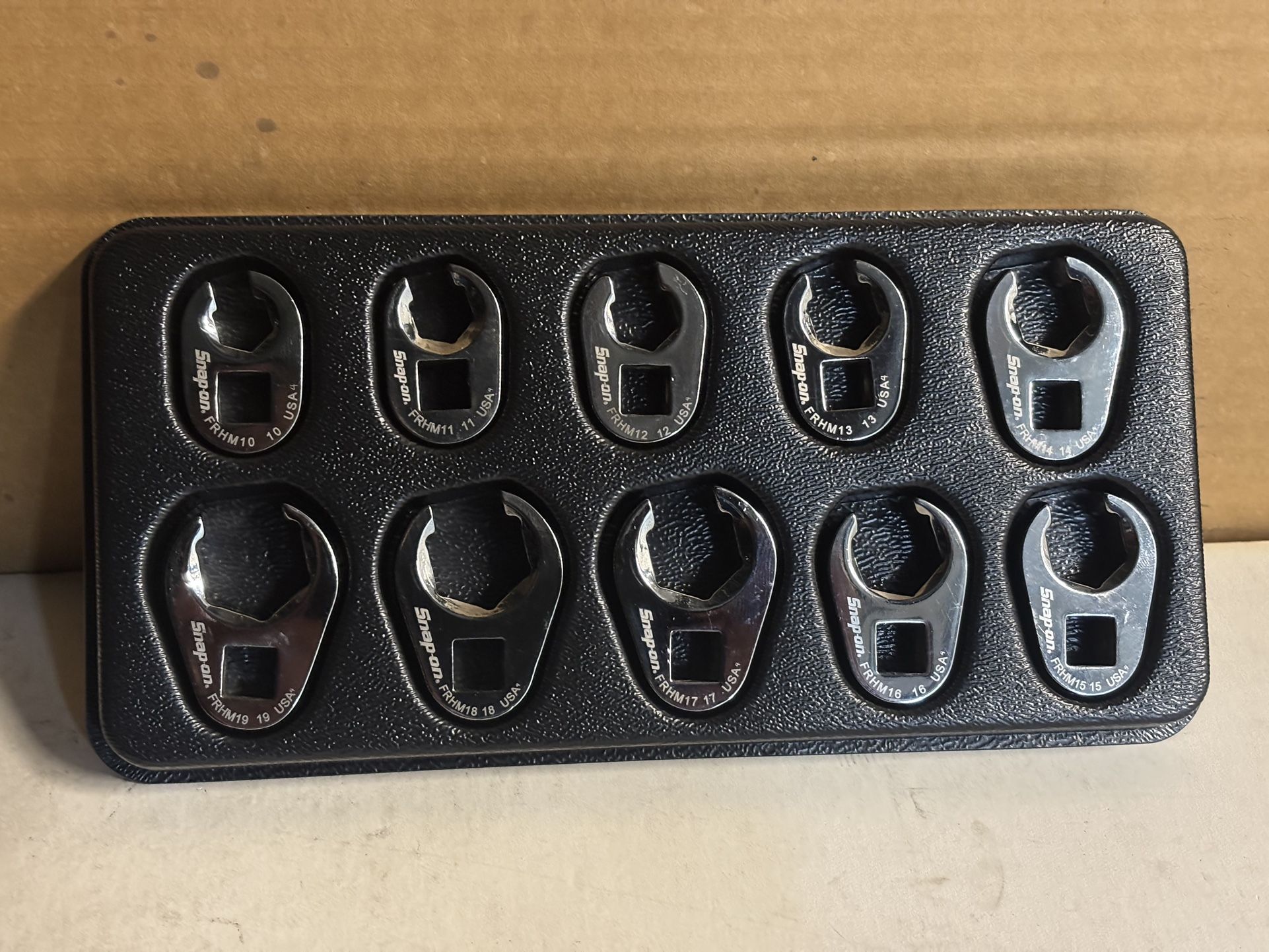 Snap-on Tools 10 pc 3/8" Drive 6-Point Metric Flank Drive® Flare Nut Crowfoot Wrench Set (10–19 mm)