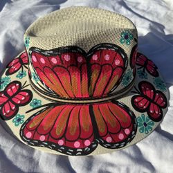 Hand Painted / Pintado a Mano