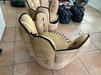 Baseball chairs ⚾️delivery available💸