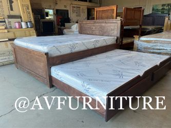 Full Bed w Twin Trundle and 2 Foam Mattresses