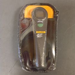 Fluke CO-220 Carbon Monoxide Meter