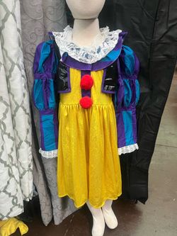 Pennywise girl costume  (6-7 years)