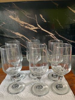 Set of 6 Clear Glass Goblets