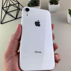 iPhone XR Unlocked 