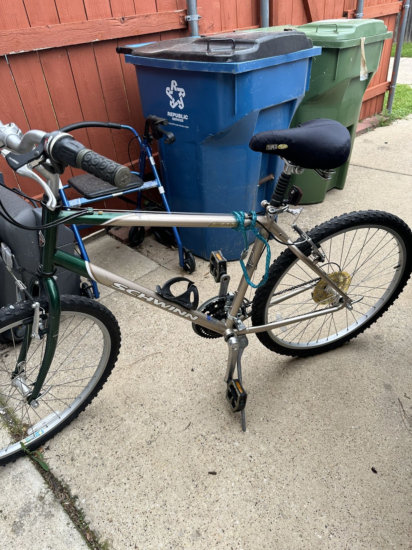 Two Schwinn Sierra Bicycles 