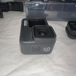 Go Pro Hero 9 Set With Filter And Batteries 