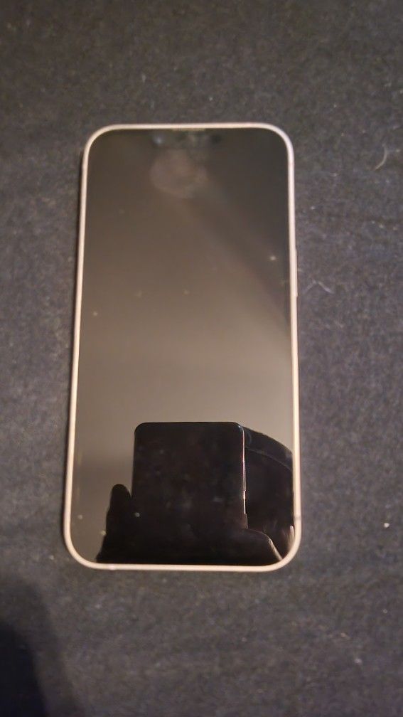 IPhone 15(Needs To Be Restored)