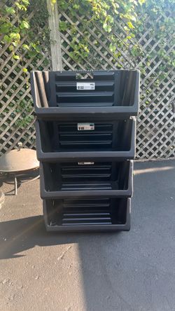 Storage bins new condition
