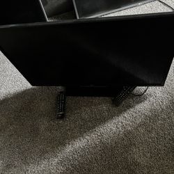 2 Lg Tvs 