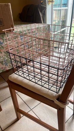 Storage baskets
