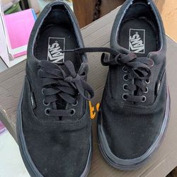 Like New All Black Vans