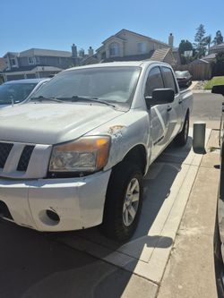 Nissan titan