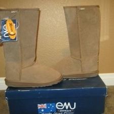  New EMU Australia Women's Hi Boots Size 5....Chestnut 