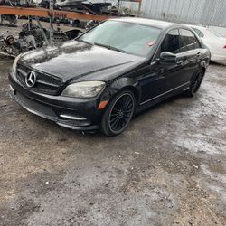 Mercedes Bez C300 Parts