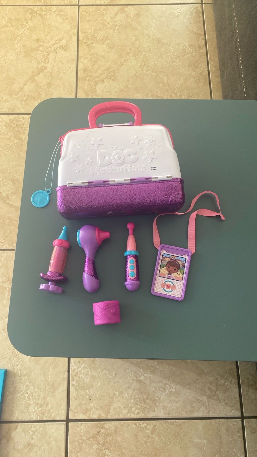 Doc Mcstuffins medical Kit