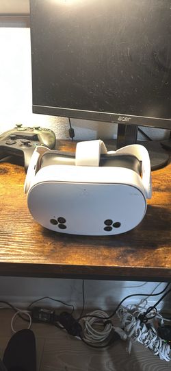 Meta Quest 3S virtual reality headset