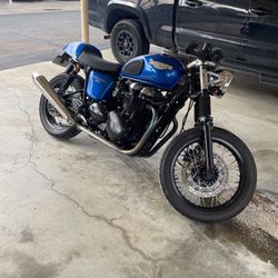 2005 Triumph Thruxton