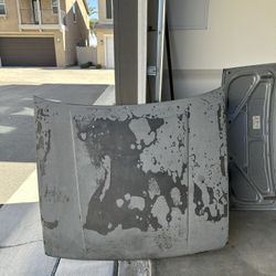 AE86 Parts (Levin Hood, GTS Zenki Axles)