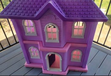Vintage Little Tikes My Size Dollhouse