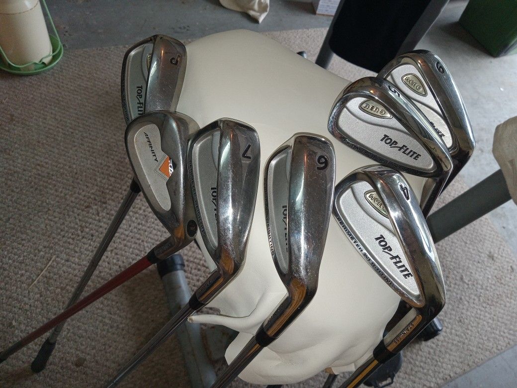 Golf Irons..Top Flite. 1 Replacement