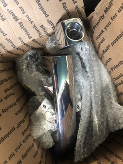 Toyota Tundra door handles