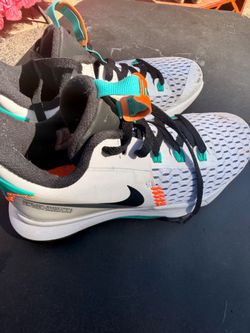 Nike women’s shoe