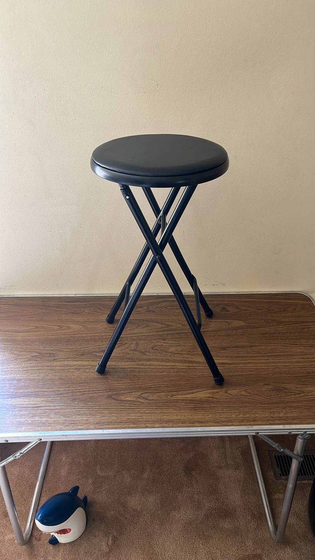Black Stool Chair