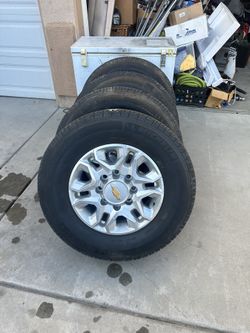 2024 Chevy 2500 Wheels and Tires 8x180 275/70/18 2011-2025 Chevy 2(contact info removed) Wheel