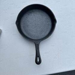 Vintage 10” Cast-Iron Skillet Pan 