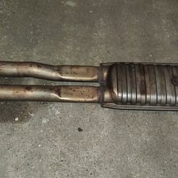 Bmw Resonator 2010 550i Original Part OEM