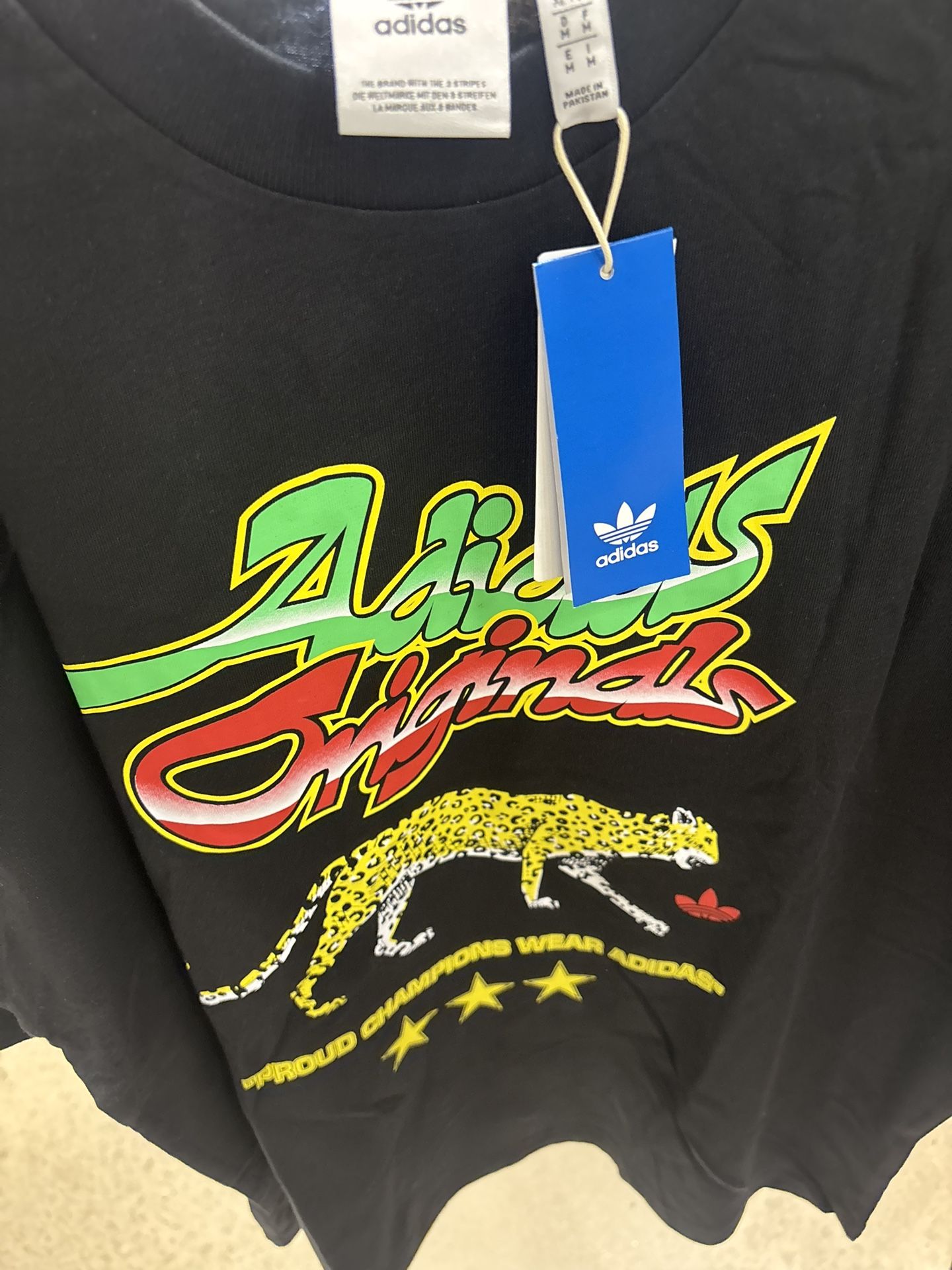 🔥 Adidas Originals Leopard Tee – $30 – LOCAL ONLY