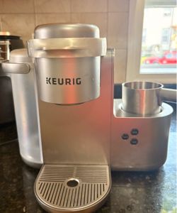 Keurig Coffee Maker with Milk Frother