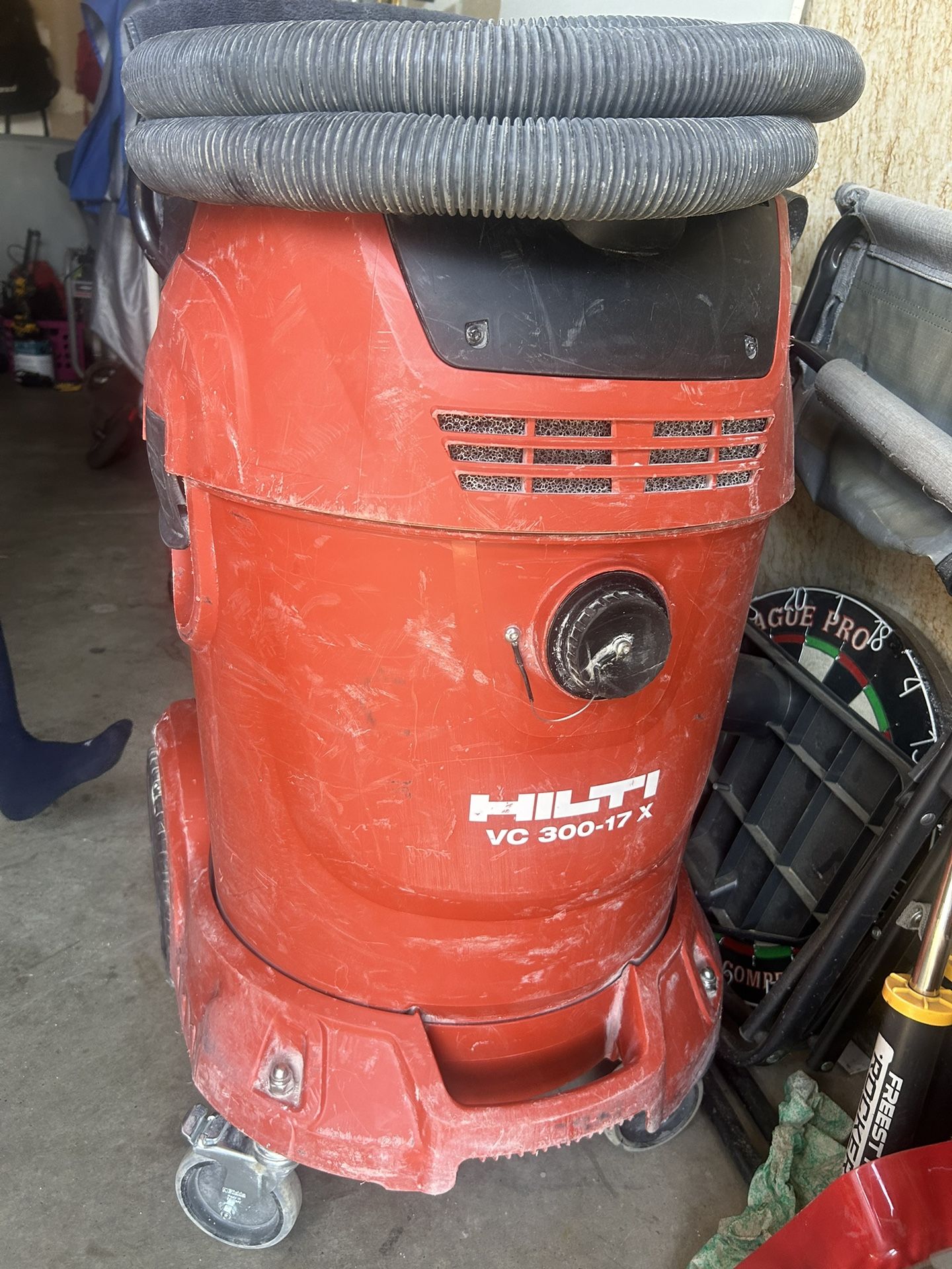 Hilty Vacuum