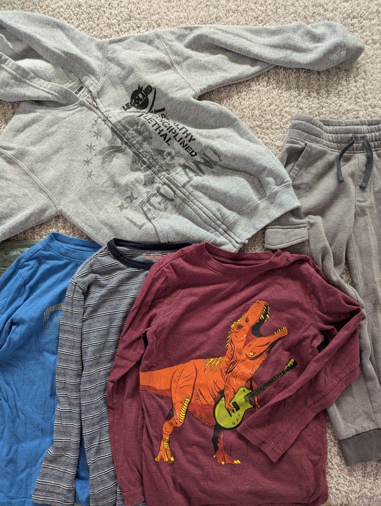 Lot Of 6 Items For $10 Boys Youth Size 6-7 Legoland